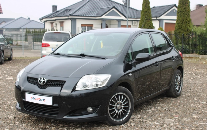 Toyota Auris cena 18900 przebieg: 186000, rok produkcji 2008 z Rypin małe 466